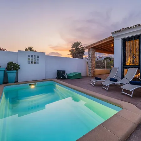 Holiday Home In Albufeira Near Praia Da Oura *