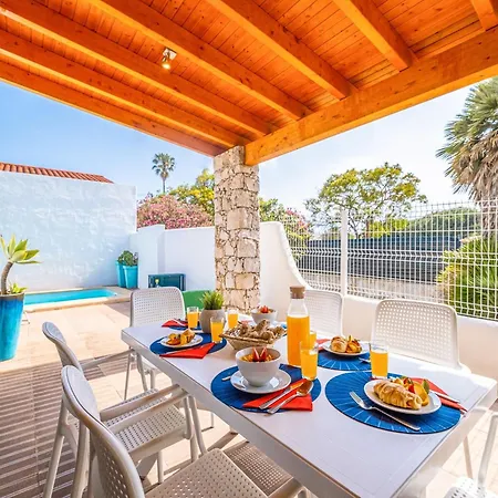 Holiday Home In Albufeira Near Praia Da Oura البوفيرا
